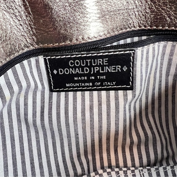 DONALD J PLINER Couture Sliver Foil Clutch / Wristlet - Picture 8 of 16